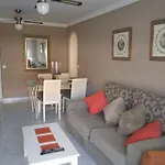 Апартаменти Puerto Sun&beach Фуенхірола